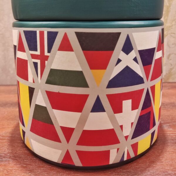 High Quality Decorative Vase - Image 2