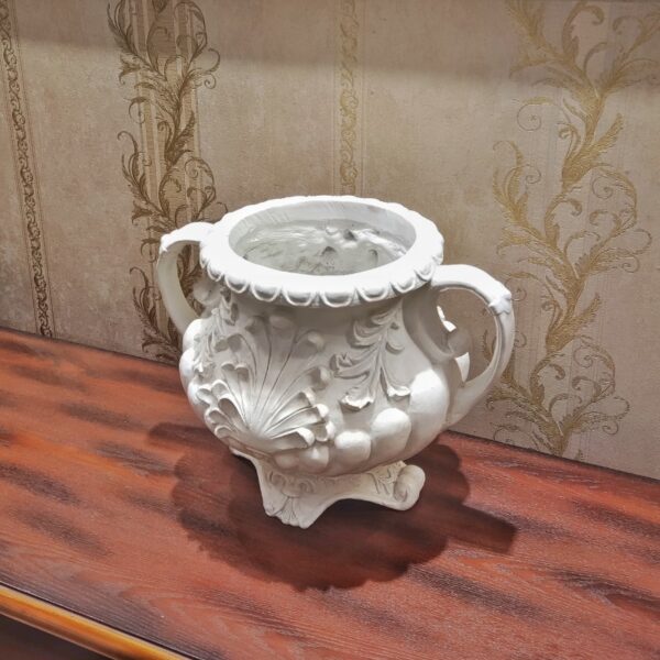 Victorian Design Acrylic Fiber Body Decorative Vase