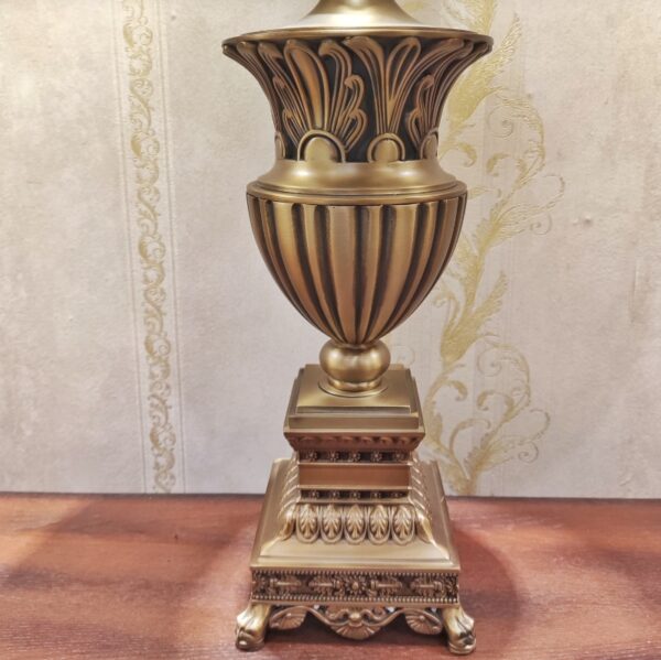 Vintage Design Table Lamp - Image 2