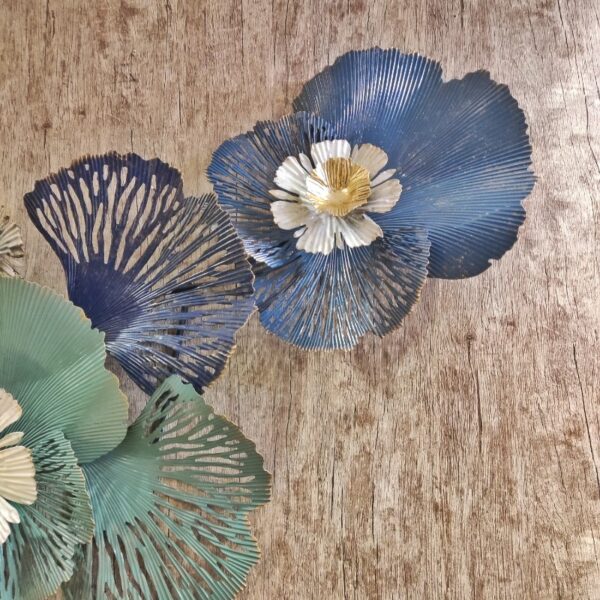 Metallic Wall Décor - Image 2