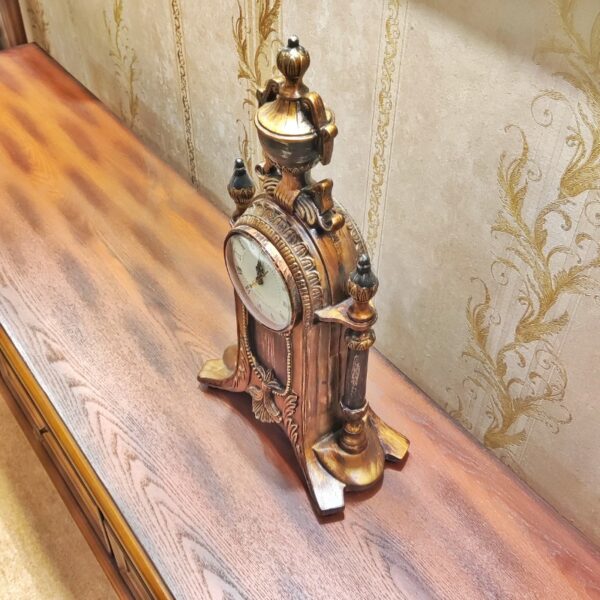 Heavy Fiber Frame Vintage Style Table clock - Image 4