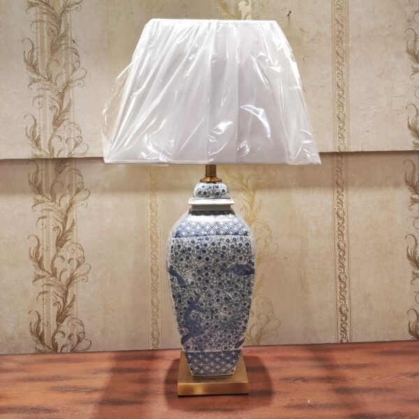Porcelain Body High Quality Table Lamp