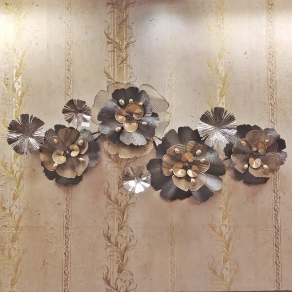 Metal wall decor