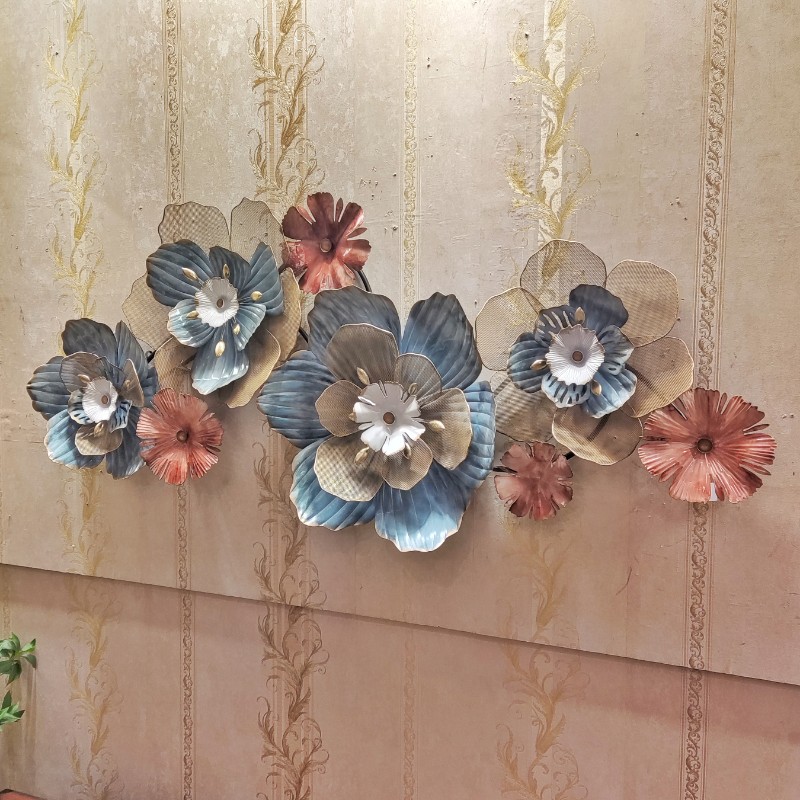 Metal wall decor