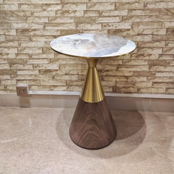 Metalllic Decorative Corner Table