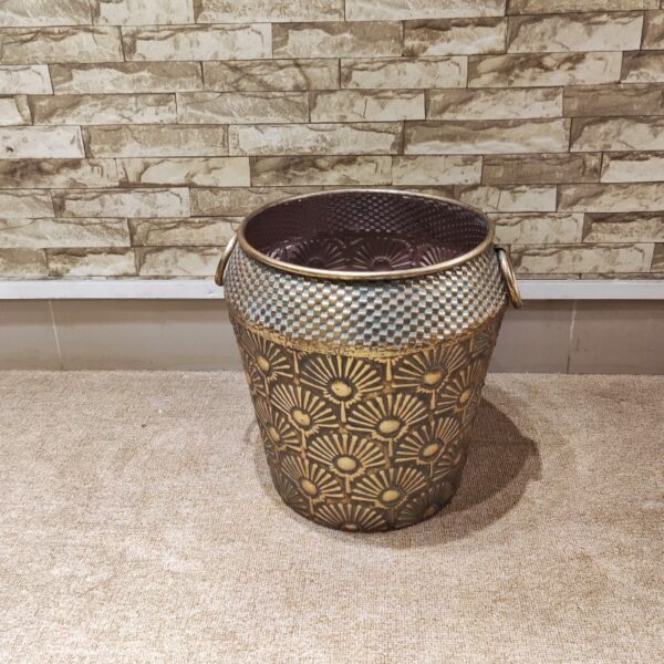 Full Metal Vintage Style Decorative Vase Set - Image 3
