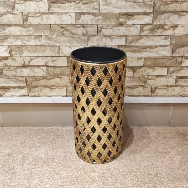 Full Metal Vintage Style Decorative Vase Set - Image 3